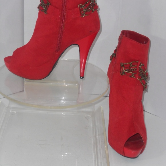 TRENDS RED FAUX SUEDE PEEP TOE ANKLE BOOTS - Picture 4 of 5